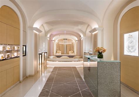 institut dior plaza athénée